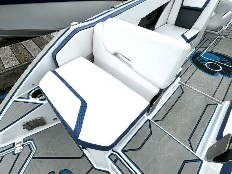 25ft Scarab Yacht For Sale