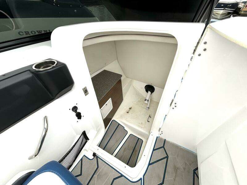 25ft Scarab Yacht For Sale