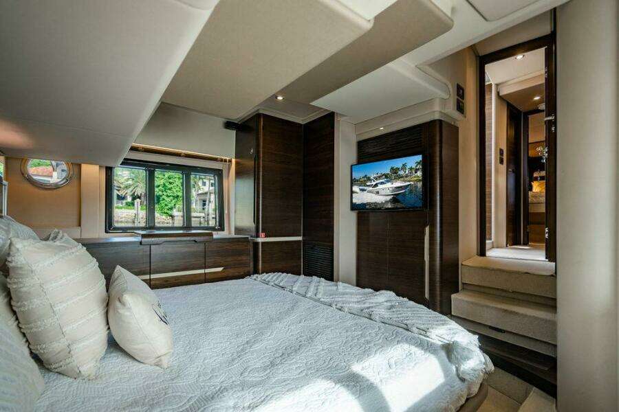 At Ease 55ft Azimut Yacht For Sale
