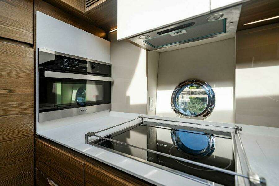 At Ease 55ft Azimut Yacht For Sale