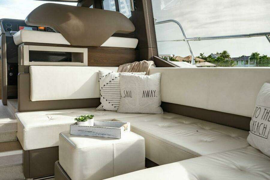 At Ease 55ft Azimut Yacht For Sale