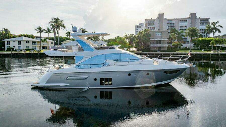 At Ease 55ft Azimut Yacht For Sale