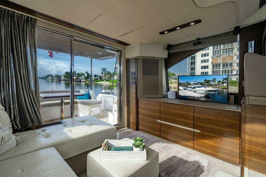 At Ease 55ft Azimut Yacht For Sale