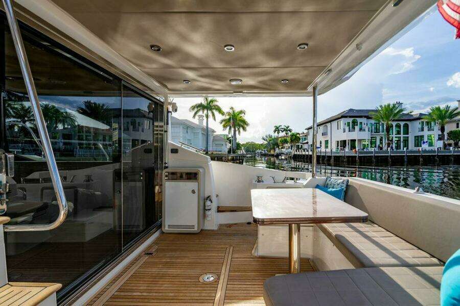 At Ease 55ft Azimut Yacht For Sale