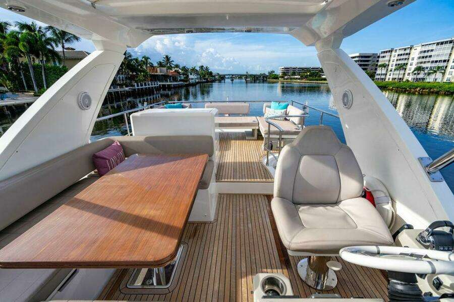 At Ease 55ft Azimut Yacht For Sale