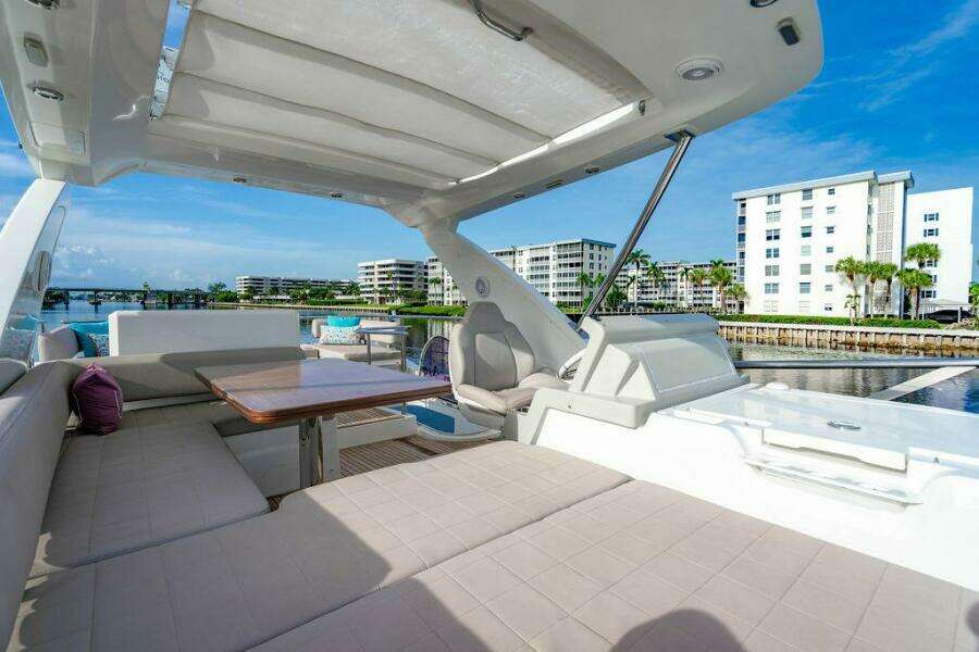 At Ease 55ft Azimut Yacht For Sale