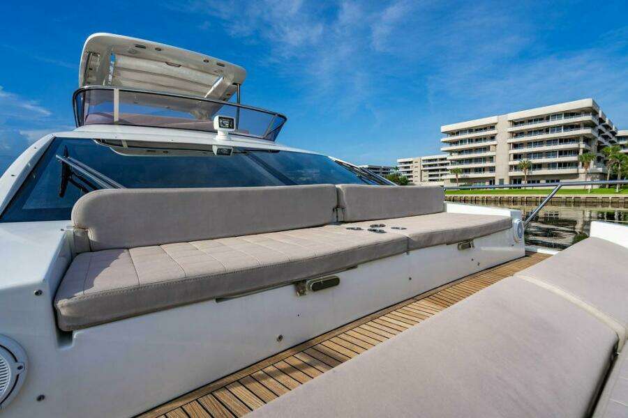 At Ease 55ft Azimut Yacht For Sale