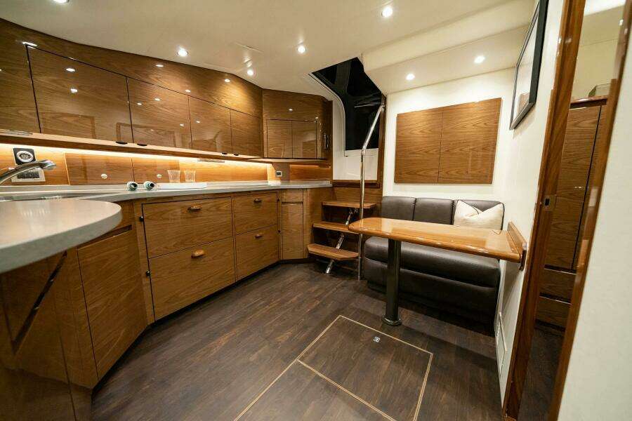 Viking 54 Open - Galley/Salon