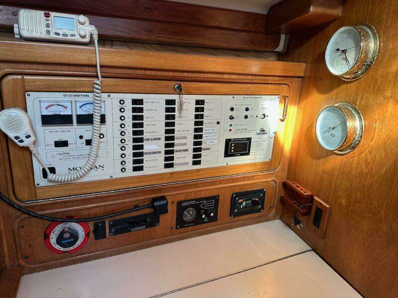38ft Catalina Morgan Yacht For Sale 38ft Catalina Morgan Yacht For Sale