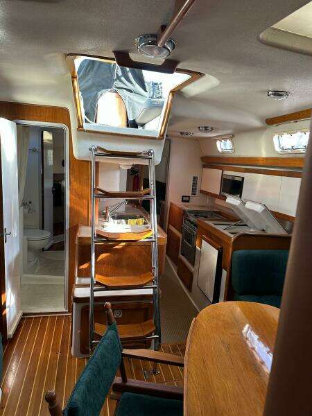 38ft Catalina Morgan Yacht For Sale 38ft Catalina Morgan Yacht For Sale