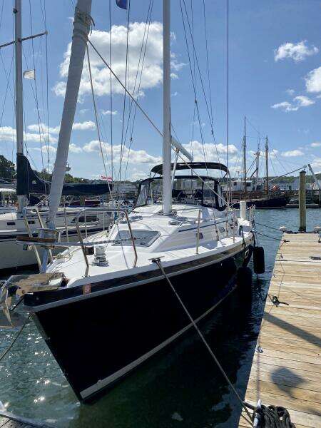 38ft Catalina Morgan Yacht For Sale 38ft Catalina Morgan Yacht For Sale