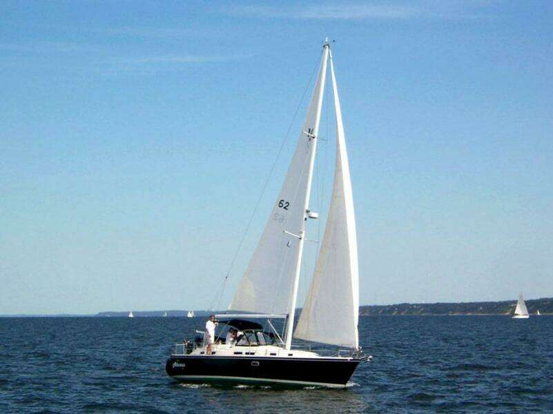 38ft Catalina Morgan Yacht For Sale 38ft Catalina Morgan Yacht For Sale