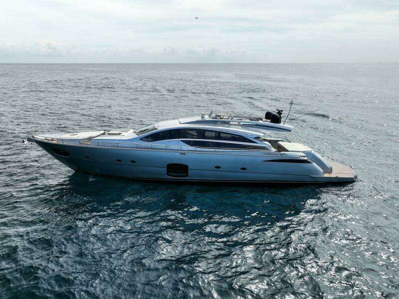 PHOENIX RISING  82ft Pershing Yacht For Sale