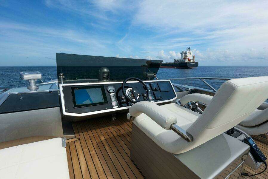 PHOENIX RISING  82ft Pershing Yacht For Sale