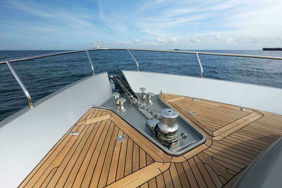 PHOENIX RISING  82ft Pershing Yacht For Sale