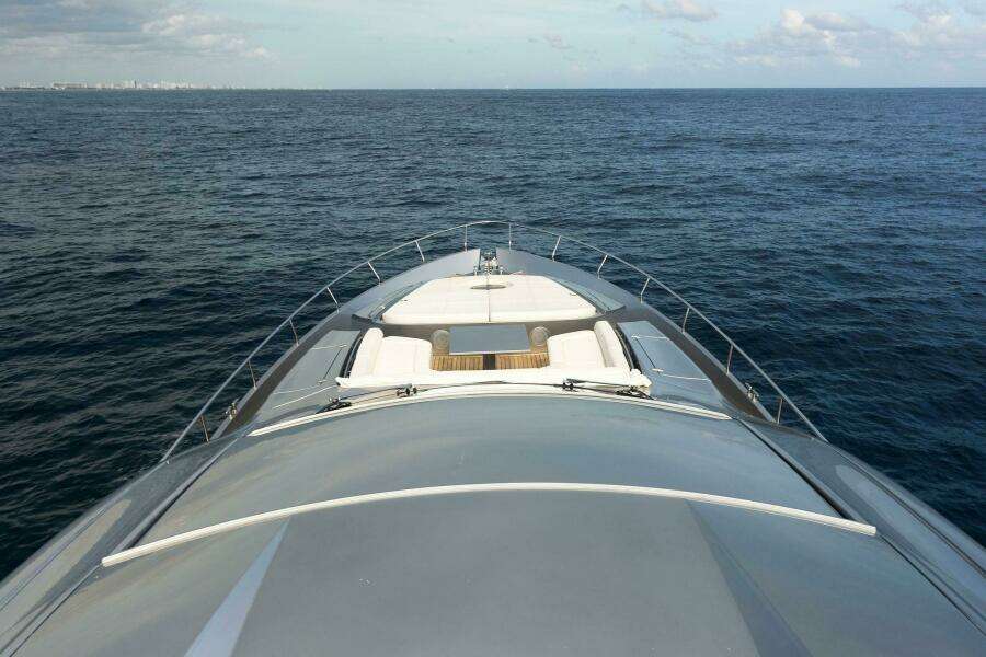 PHOENIX RISING  82ft Pershing Yacht For Sale