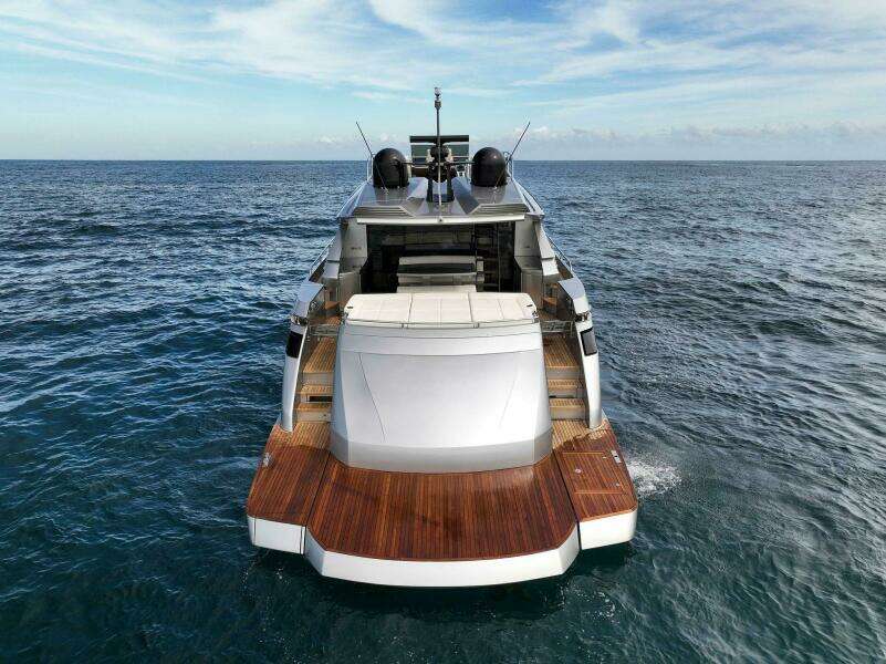 PHOENIX RISING  82ft Pershing Yacht For Sale