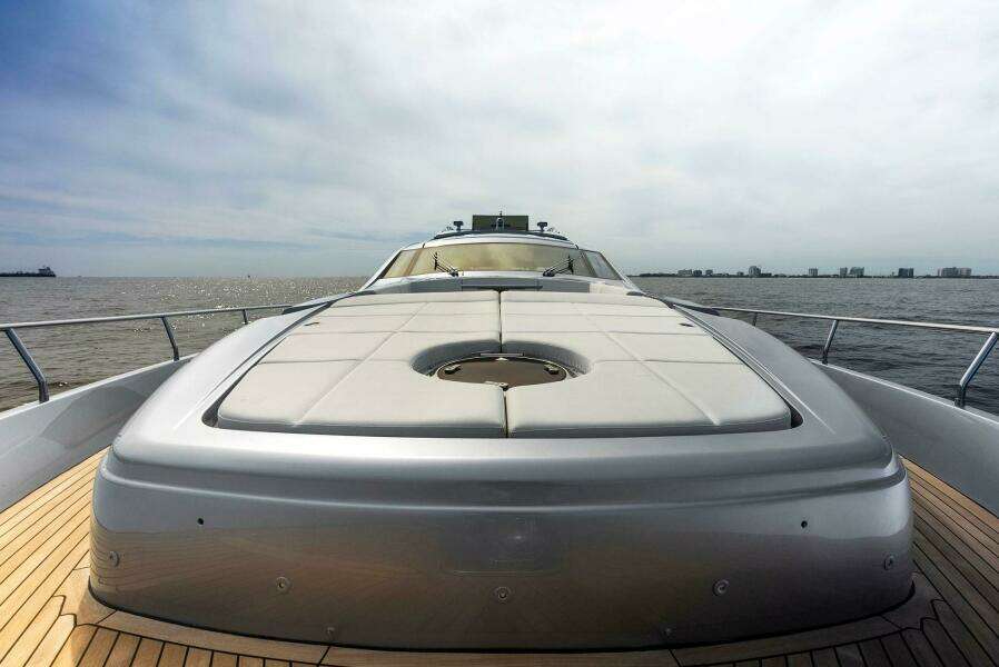 PHOENIX RISING  82ft Pershing Yacht For Sale