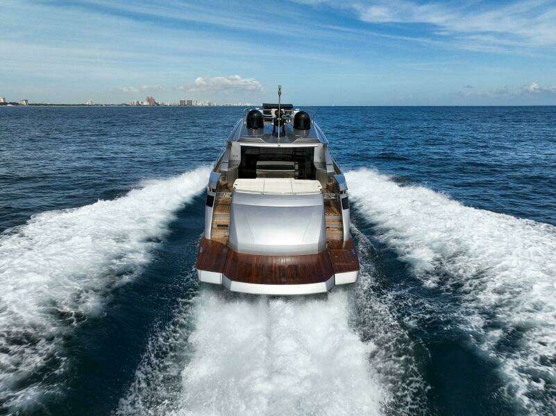PHOENIX RISING  82ft Pershing Yacht For Sale