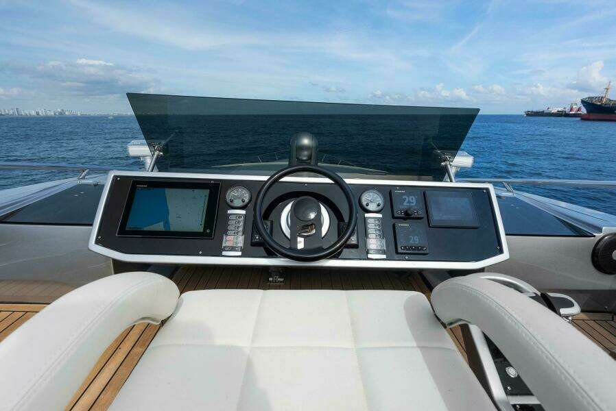 PHOENIX RISING  82ft Pershing Yacht For Sale