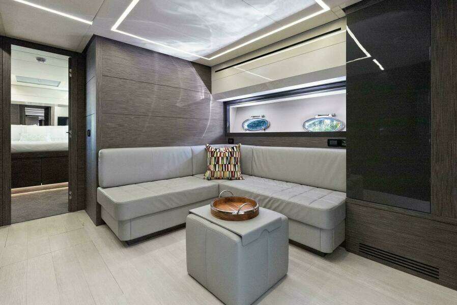 PHOENIX RISING  82ft Pershing Yacht For Sale