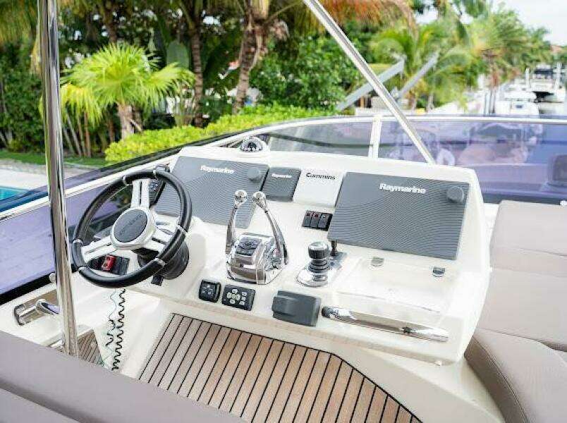 BACK STAGE 56ft Prestige Yacht For Sale