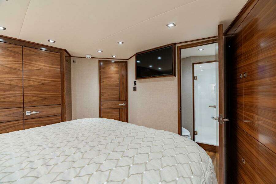 2026 Viking 68C 68ft Viking Yacht For Sale