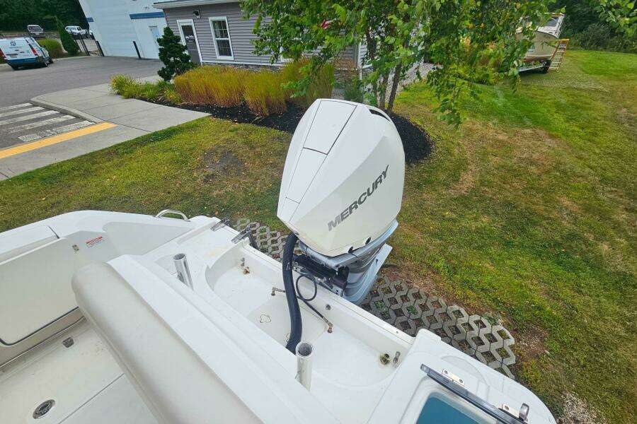 Jet 23ft Boston Whaler Yacht For Sale