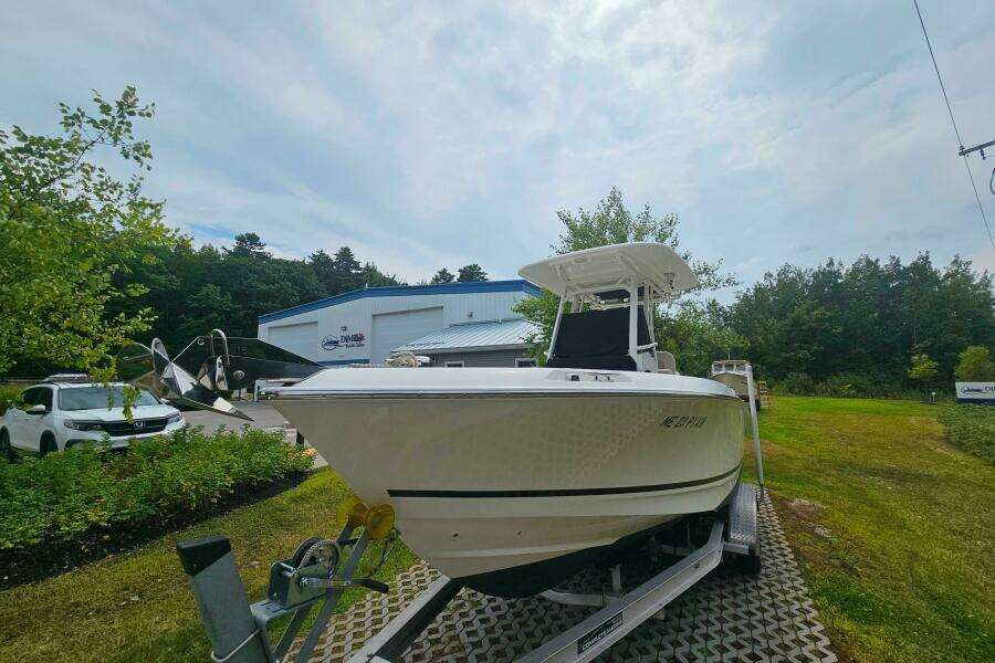 Jet 23ft Boston Whaler Yacht For Sale
