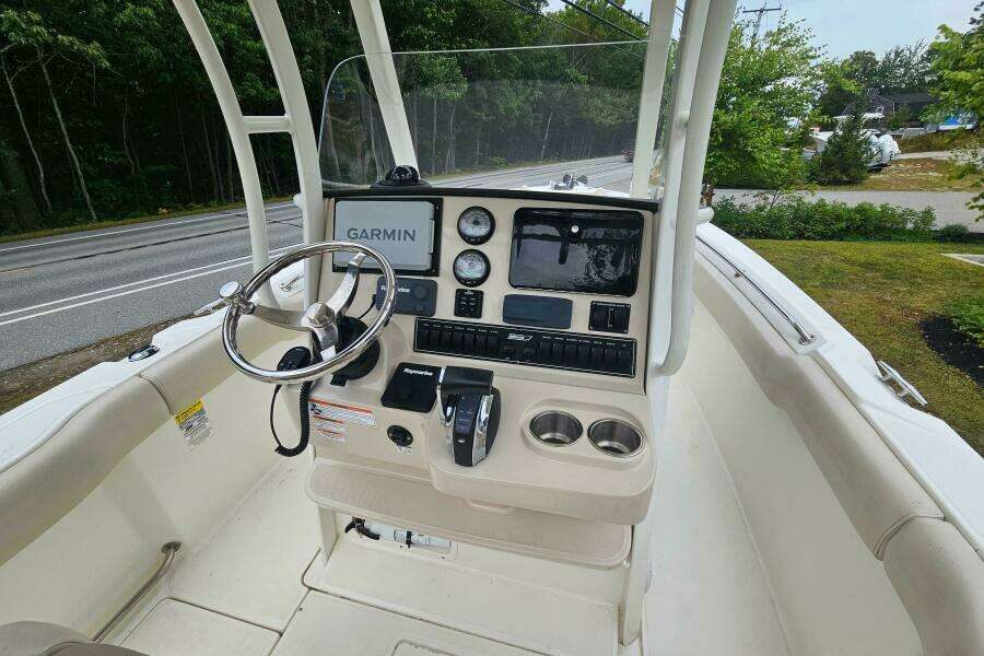 Jet 23ft Boston Whaler Yacht For Sale