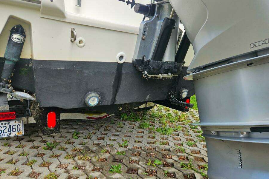 Jet 23ft Boston Whaler Yacht For Sale