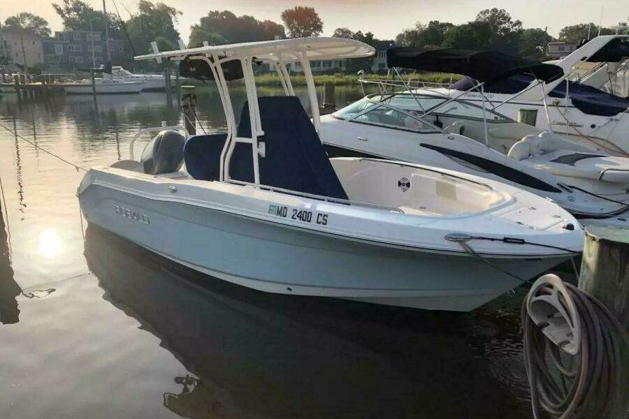 Jolly Mon 20ft Robalo Yacht For Sale