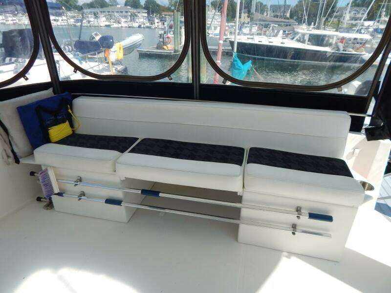 Still Chyl n 42ft Meridian Yacht For Sale
