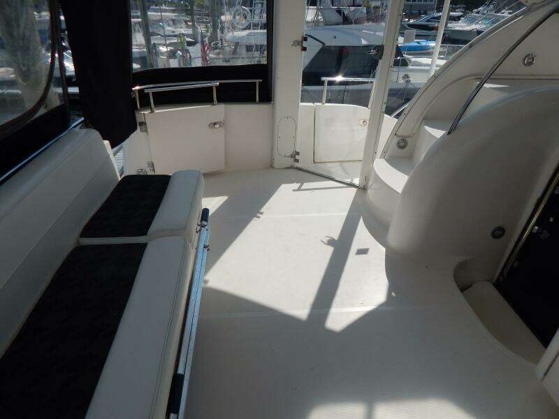 Still Chyl n 42ft Meridian Yacht For Sale
