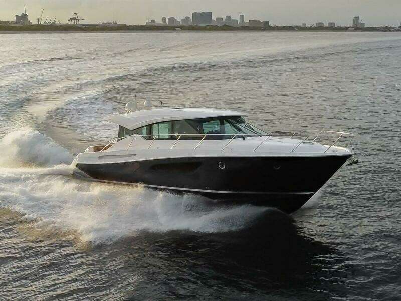 Happy Daze IV 55ft Tiara Yachts Yacht For Sale
