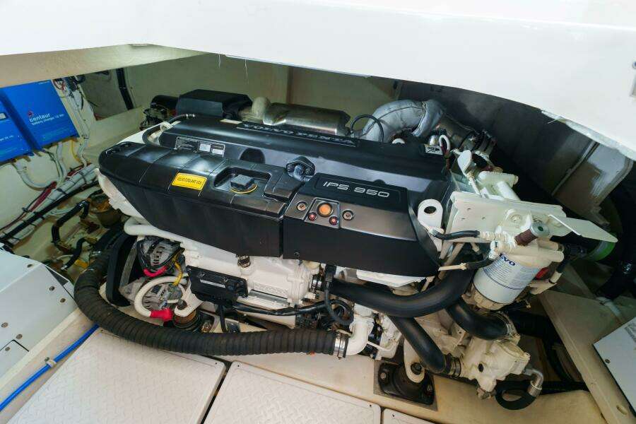 Happy Daze IV 55ft Tiara Yachts Yacht For Sale