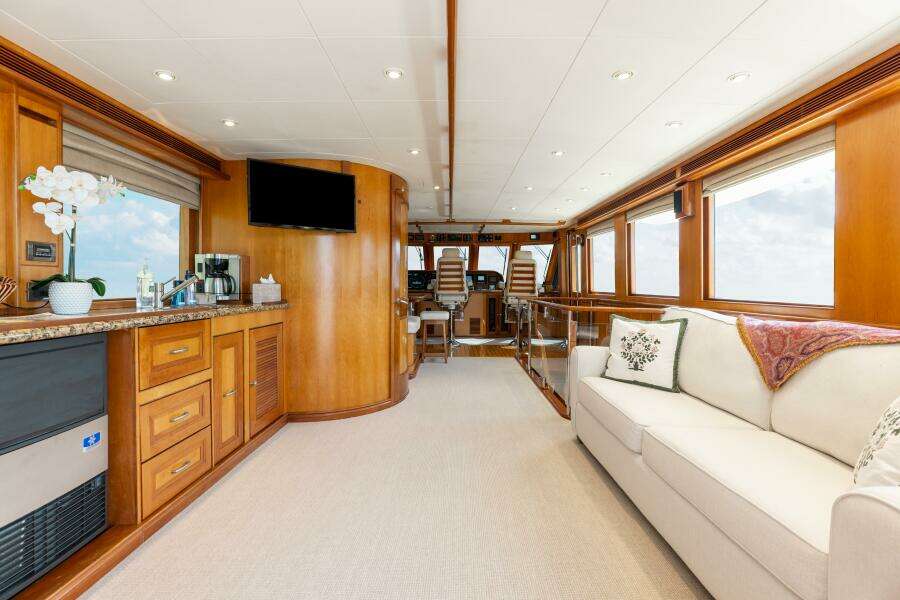 AURELIA 87ft President Yacht For Sale AURELIA 87ft President Yacht For Sale