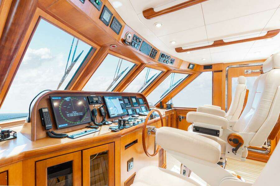 AURELIA 87ft President Yacht For Sale AURELIA 87ft President Yacht For Sale