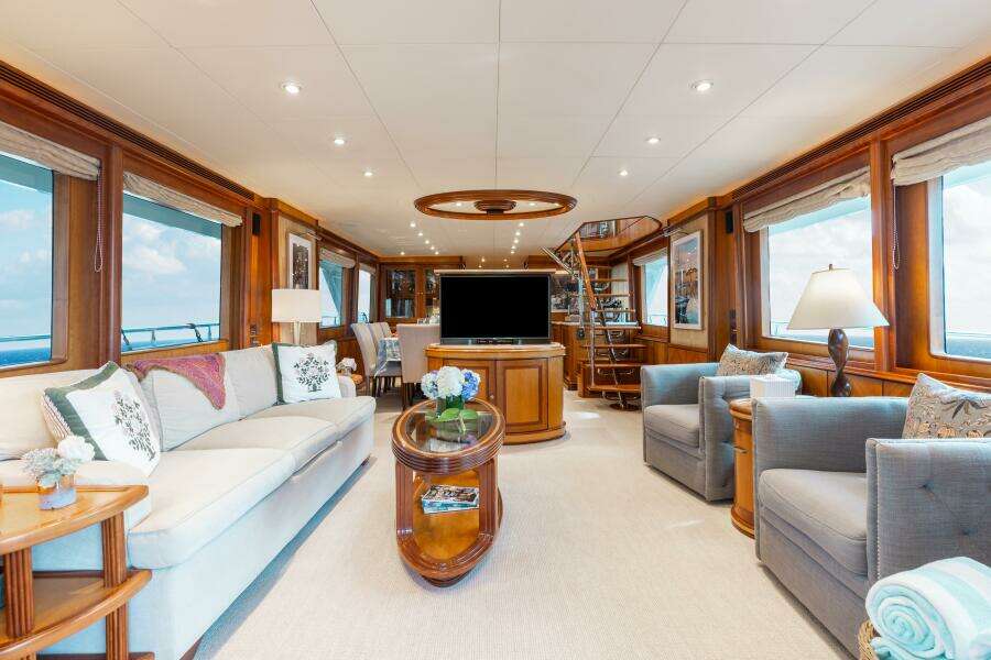 AURELIA 87ft President Yacht For Sale AURELIA 87ft President Yacht For Sale