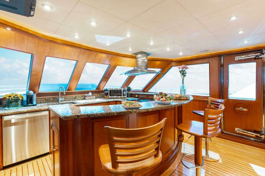 AURELIA 87ft President Yacht For Sale AURELIA 87ft President Yacht For Sale