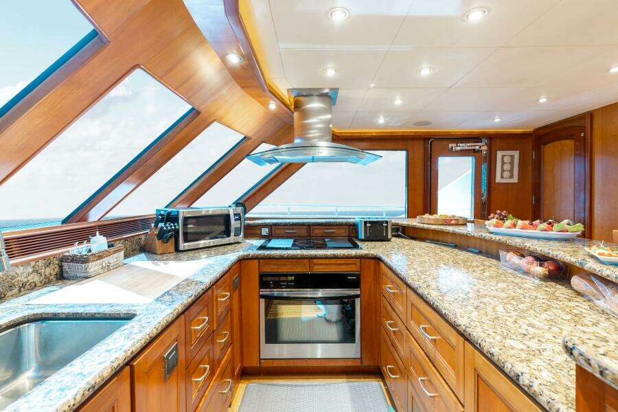 AURELIA 87ft President Yacht For Sale AURELIA 87ft President Yacht For Sale