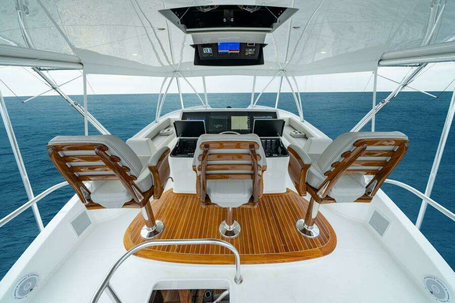 2026 Viking 82C 82ft Viking Yacht For Sale
