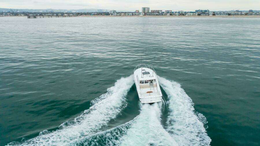 Commodore Two 42ft Mag Bay Yacht For Sale