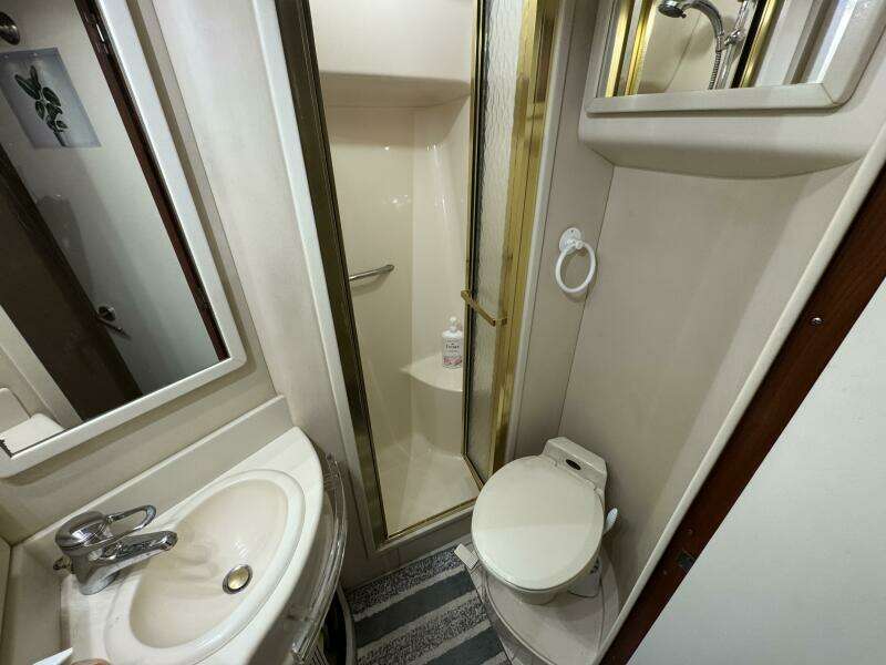 Knottin Matters 55ft Sea Ray Yacht For Sale
