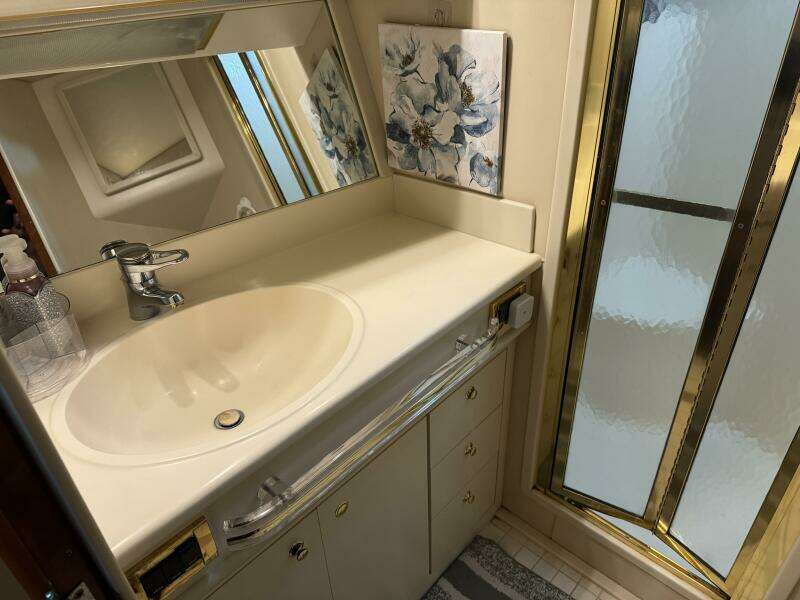 Knottin Matters 55ft Sea Ray Yacht For Sale