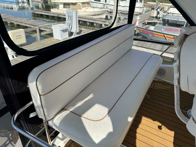 Knottin Matters 55ft Sea Ray Yacht For Sale