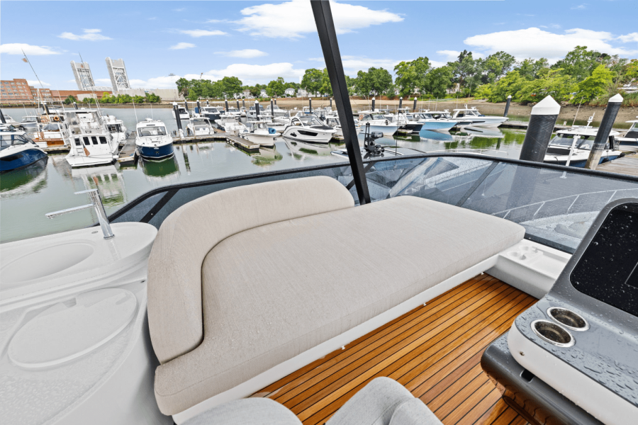 68ft Azimut Yacht For Sale