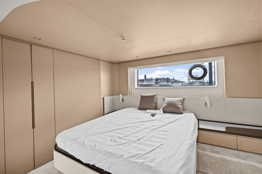 68ft Azimut Yacht For Sale