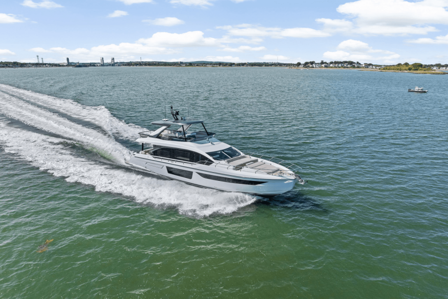 68ft Azimut Yacht For Sale