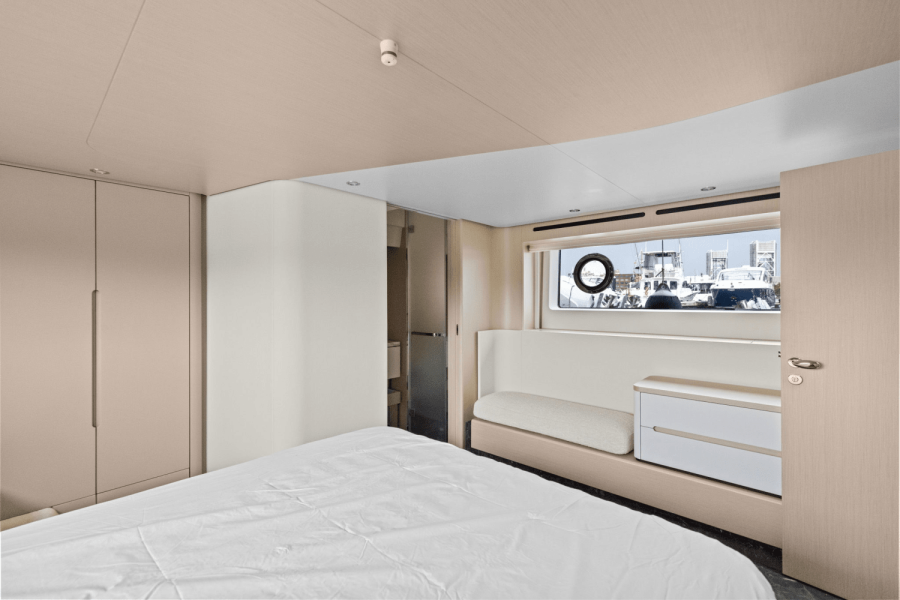 68ft Azimut Yacht For Sale